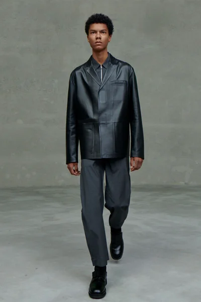 Look 32